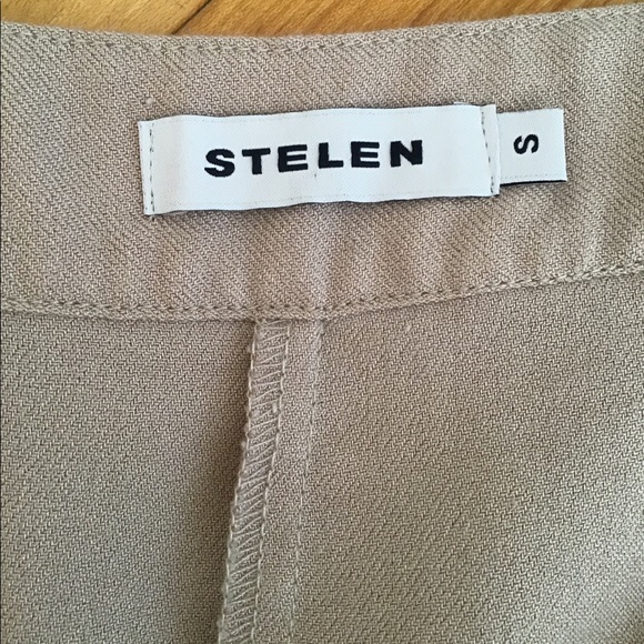 Button Fly High Rise Shorts - Picture 6 of 7